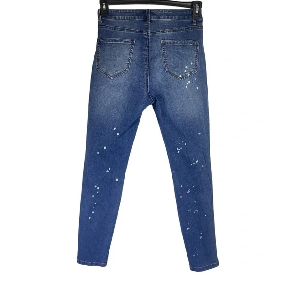 One 5 One women's size 6 (28) distressed mid rise splatter skinny denim jeans - Picture 3 of 6